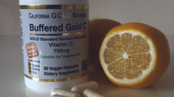 Обзор пищевых добавок с витамином С (аскорбиновая кислота) от California Gold Nutrition для детей и взрослых. Изучаем состав, дозировки и отзывы потребителей