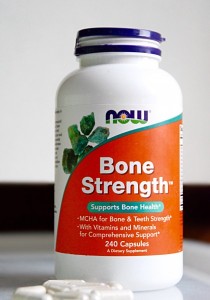 Now bone. Now Bone strength, крепкие кости. Кальций д3 IHERB. Now foods Bone strength. Now Bone strenght (240 капсул).