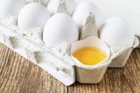 Куриные яйца: белок, желток, состав, польза или вред?